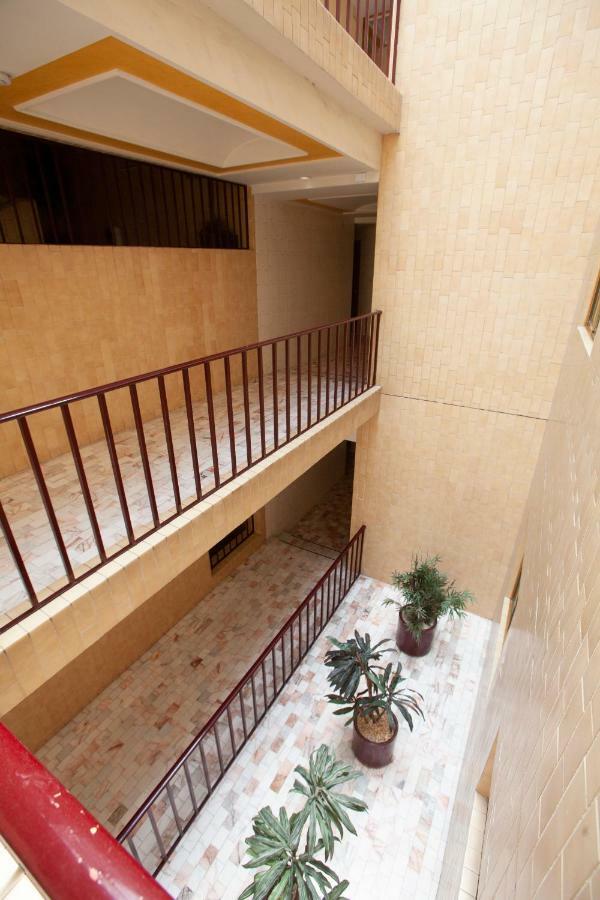 Hotel Tres Colonias - Solo Adultos Kota Meksiko Bagian luar foto