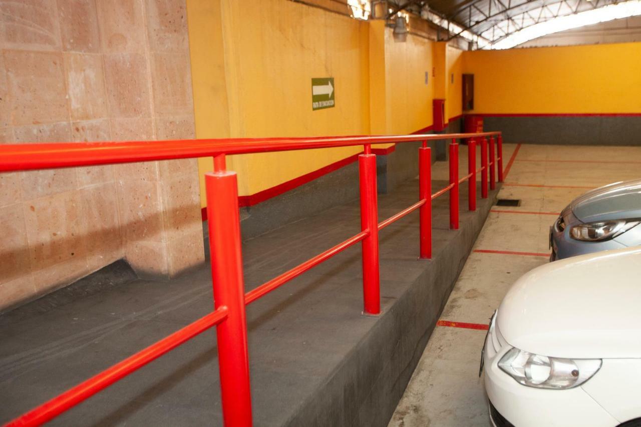 Hotel Tres Colonias - Solo Adultos Kota Meksiko Bagian luar foto